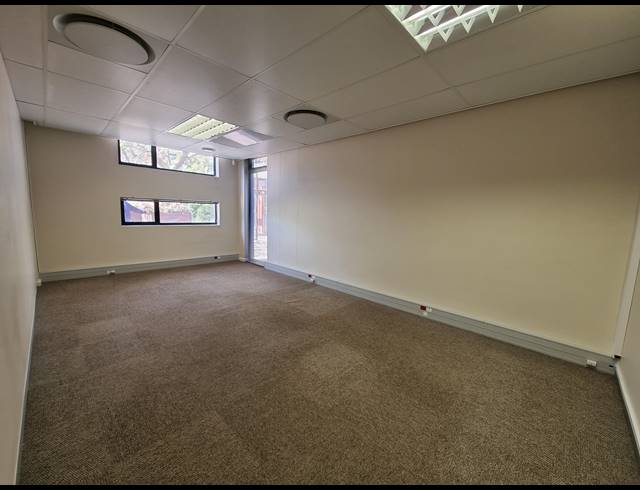 102M² OFFICE RENTED IN CENTURY CITY